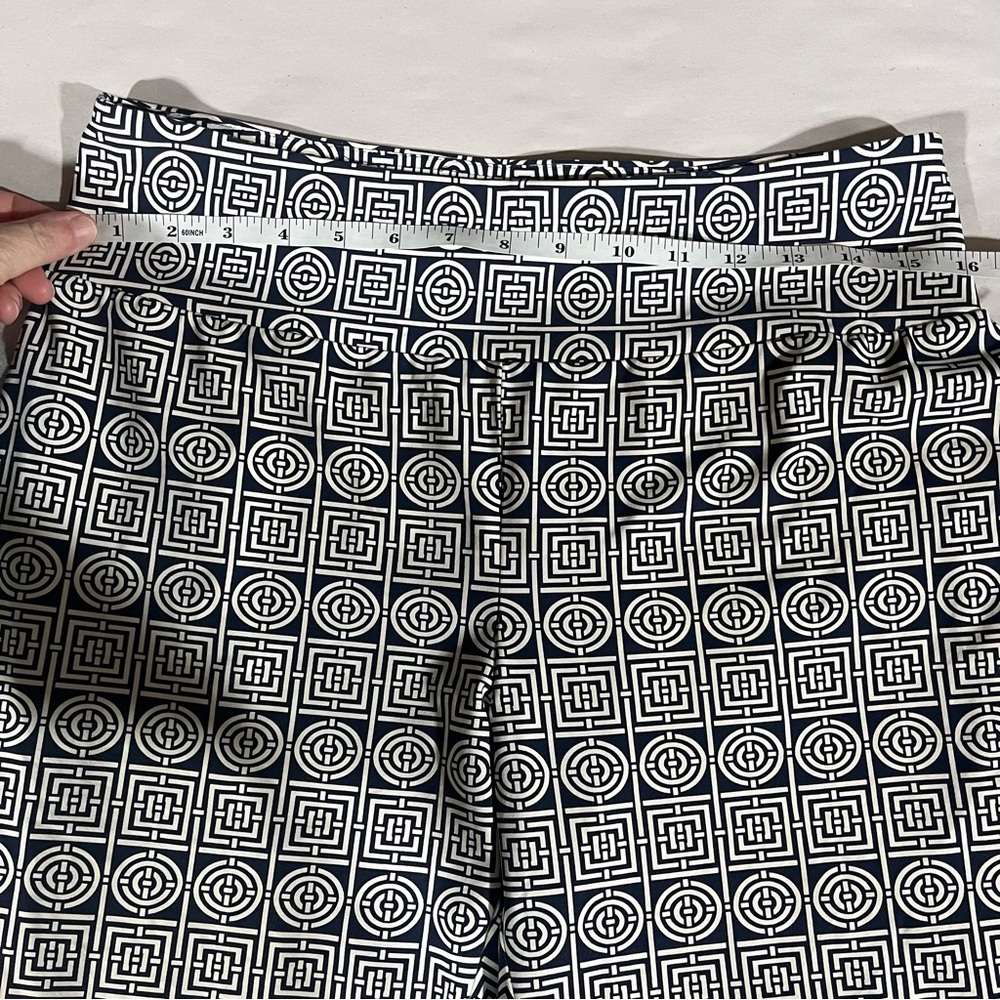 J. McLaughlin Geometric Navy and White  Pants 10 - Picture 6 of 8